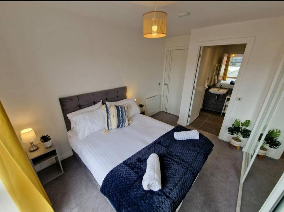 Modern Apartment, Sleeps 6, Belfast City Centre Exterior foto